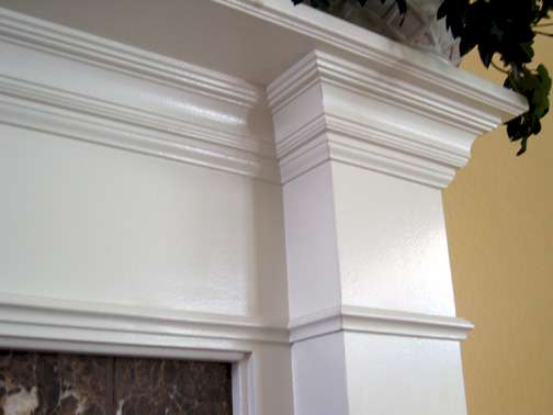 mantel7_detail.jpg (23000 bytes)